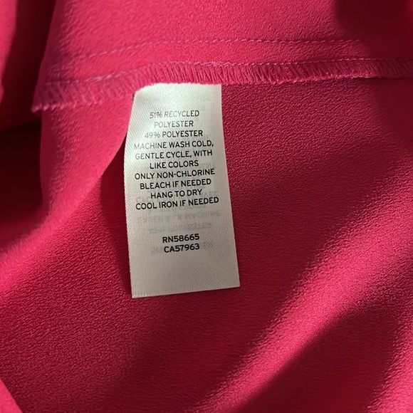 Halogen Twist Detail Top size S - Picture 6 of 10